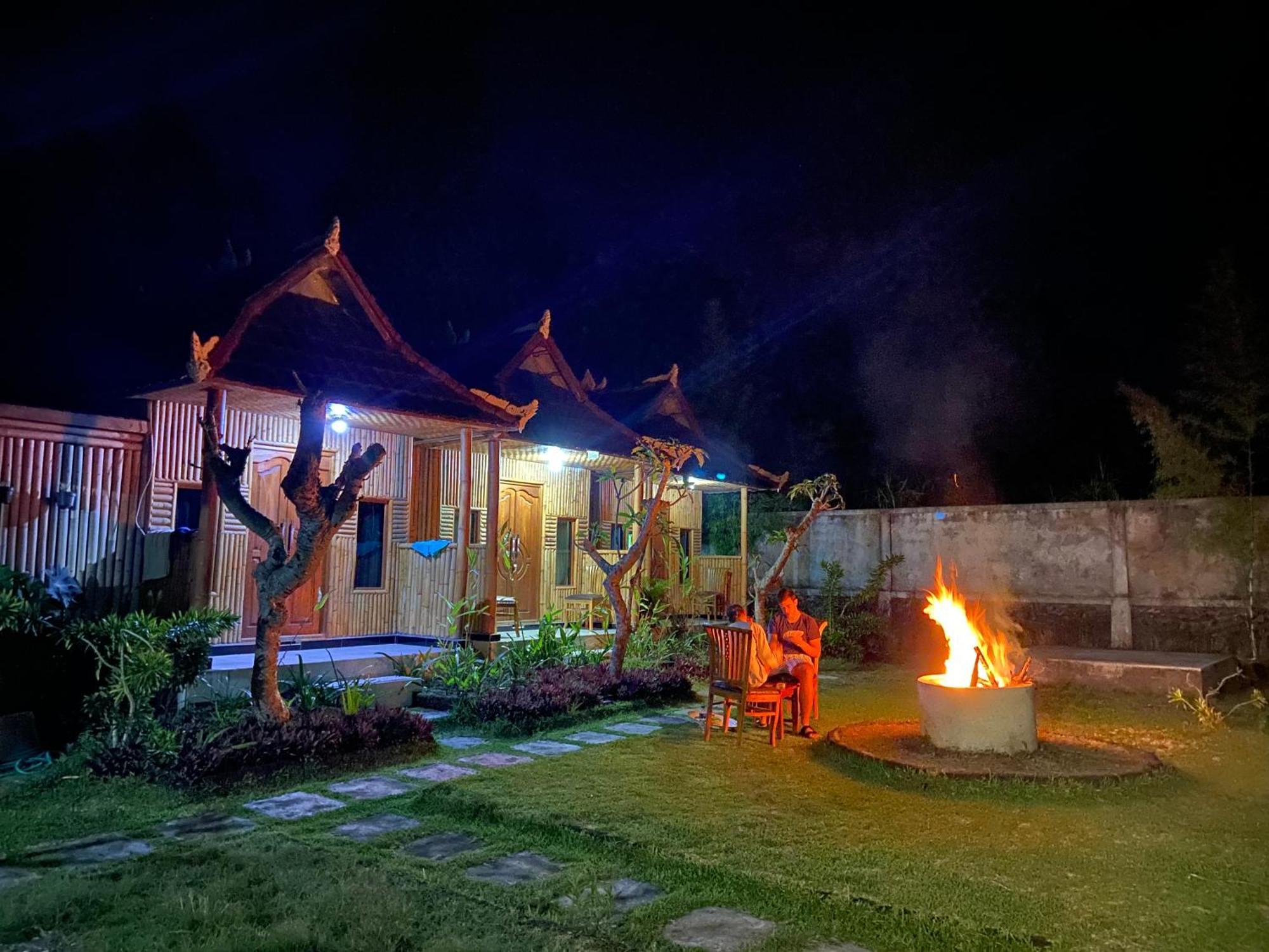 D'Yoga Bamboo House Hotel Kintamani Exterior foto